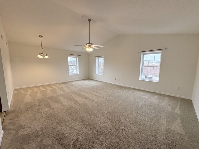 Building Photo - 24 Rosette Ln