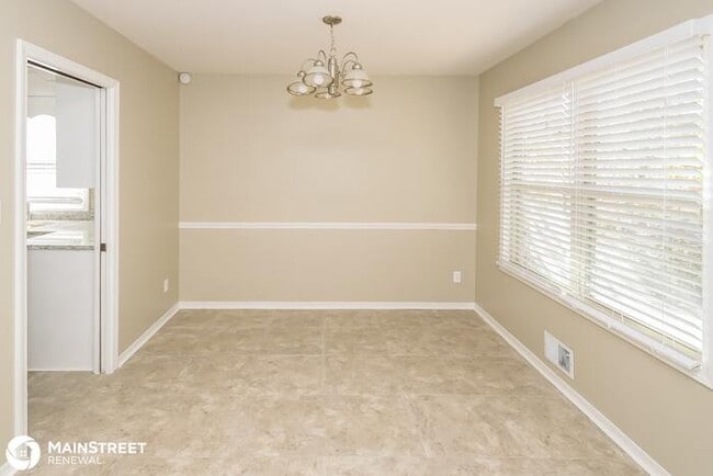 Building Photo - 1525 Pine Tree Dr, Birmingham, AL 35235