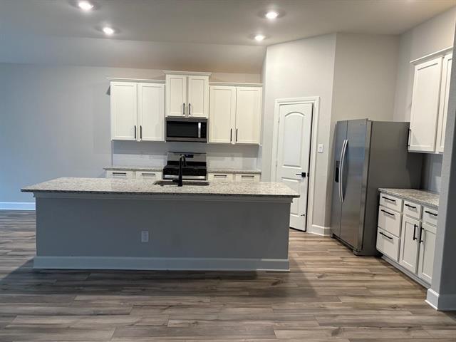 Foto del edificio - 608 Brookside Dr