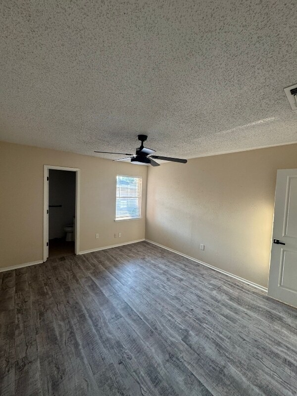 Building Photo - 2304 Westchester Dr