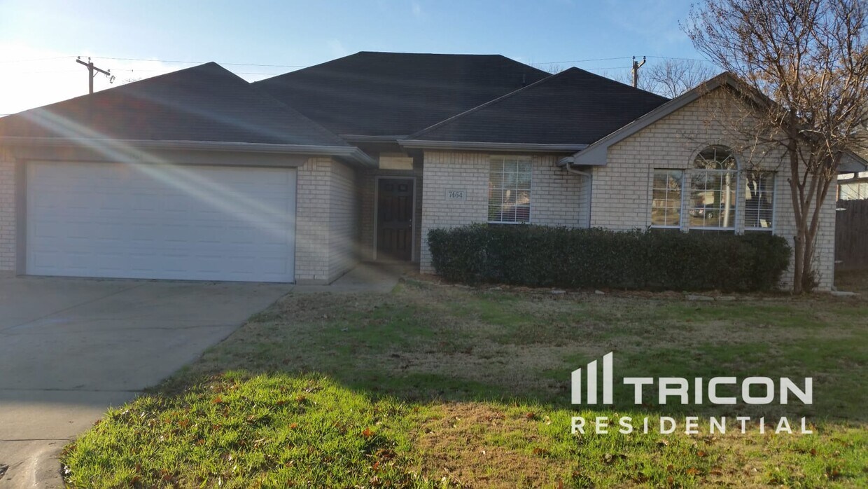 Foto principal - 7464 Arbor Hill Dr