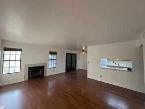 Building Photo - 5070 Jeffreys St