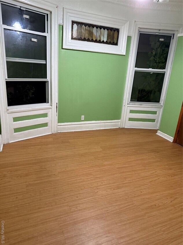 Foto principal - 1632 St Peters Ave