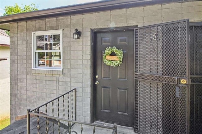 Building Photo - 239 Sciple Terrace NW