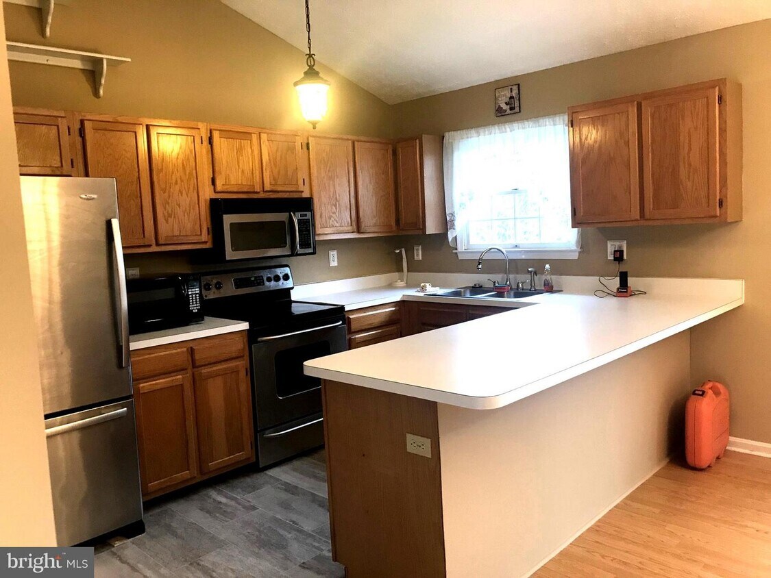 Foto principal - 21523 Warwick Ct