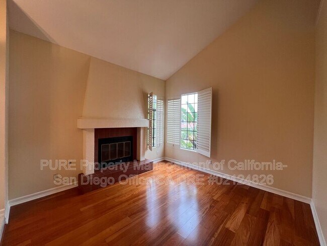 Building Photo - 728 Baylor Ave