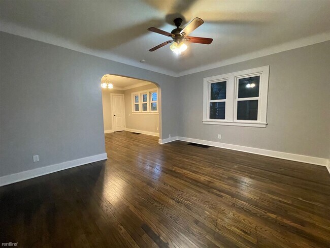 Foto del edificio - 2 br, 1 bath Duplex - 618 Oakdale St SE 62...