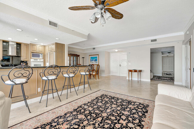 Foto del edificio - 700 Ocean Royale Way