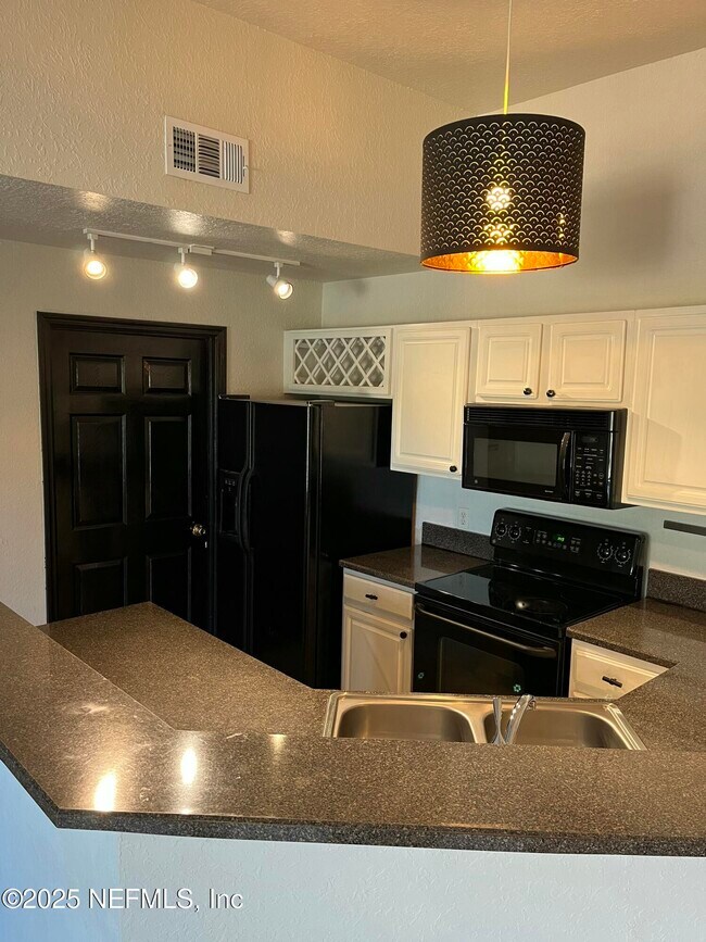 Foto del edificio - 425 Timberwalk Ct