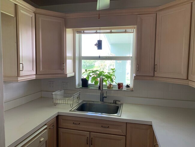 Foto del edificio - 2561 S Ocean Blvd