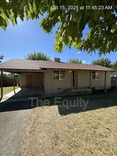 Building Photo - 143 N Castle Rock St