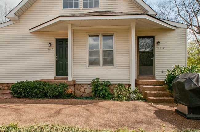 Building Photo - 126A 39th Ave