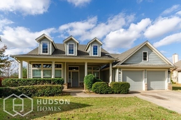 Foto principal - 2415 Aramic Ct