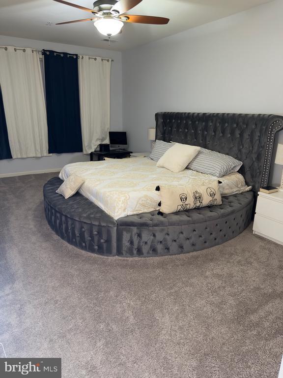 Foto del edificio - 24701 Byrne Meadow Square