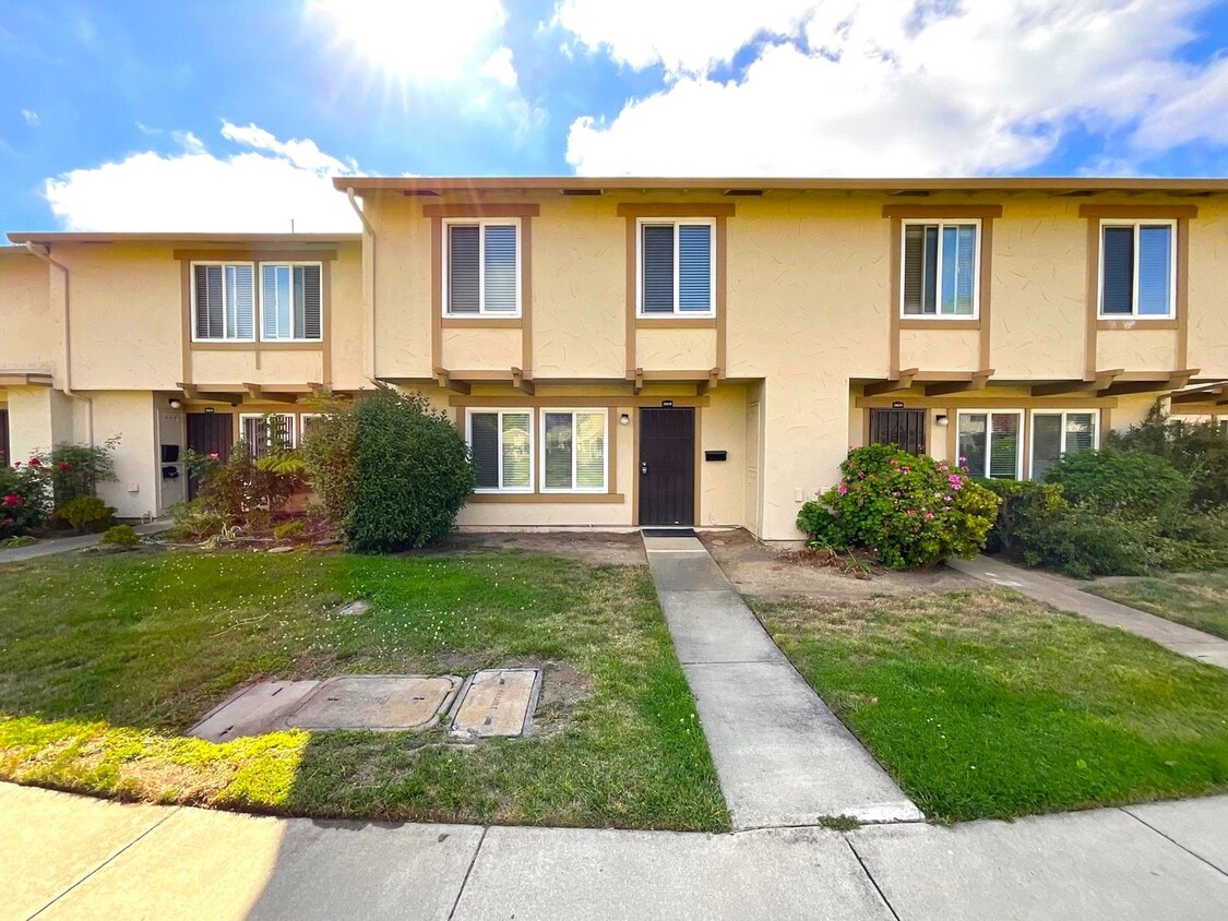 Primary Photo - 36830 Limeta Terrace, Fremont, CA 94536