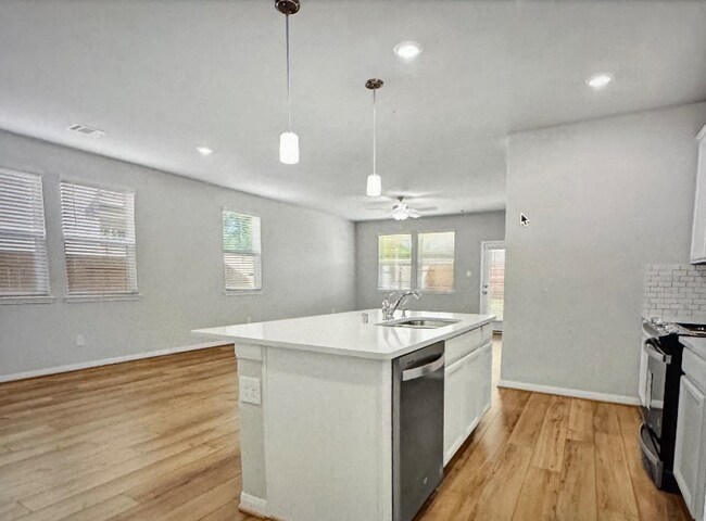 Foto del edificio - 18516 Amber Pine Ct