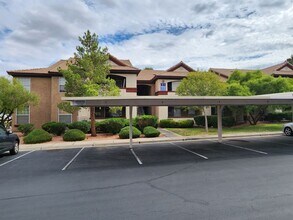 Building Photo - 231 W Horizon Ridge Pkwy