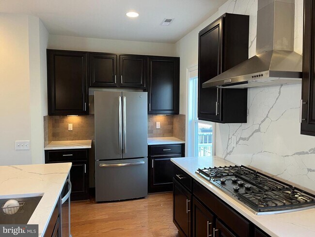 Foto del edificio - 9624 Stockwell Ln