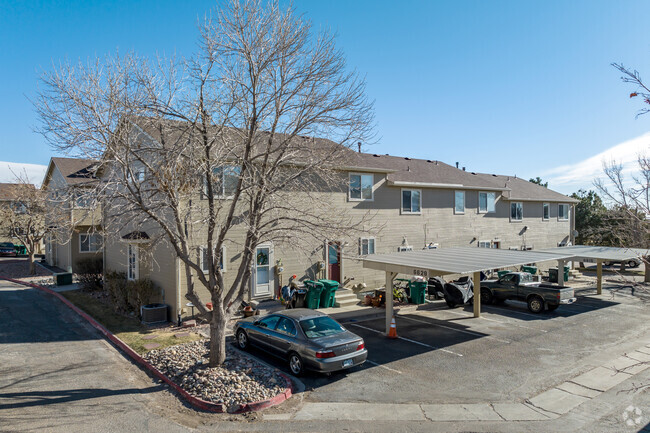 Foto del edificio - East Ranch Townhomes