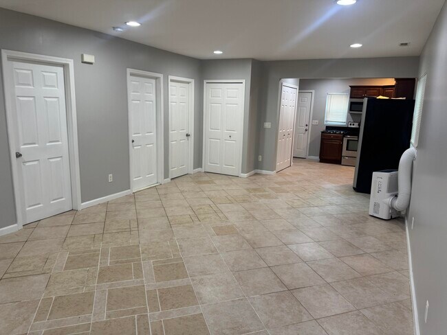 Foto del edificio - 28581 Brentwood St
