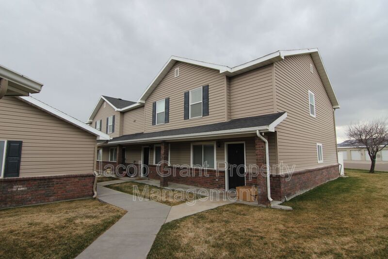427 Pheasant Ridge Dr Unit D, Pocatello, ID 83202 Condo for Rent in Pocatello, ID