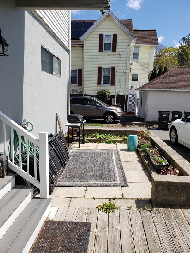 Patio - 185 Linwood Ave