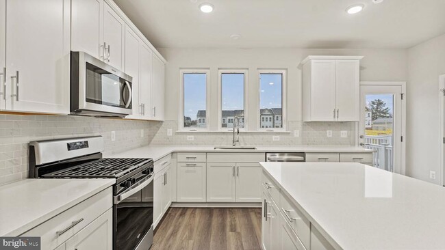 Building Photo - 15071 Jaxton Sq Ln