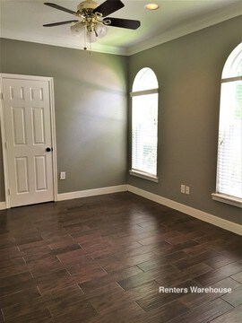 Foto del edificio - 11703 Fawnview Dr