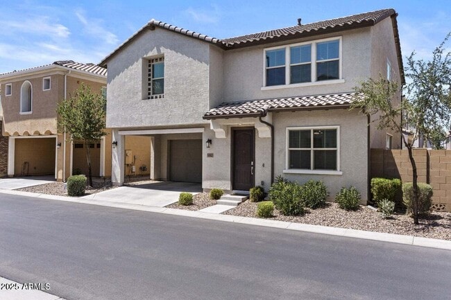 Building Photo - 1092 E Newland Dr
