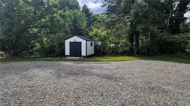 Building Photo - 629 Mineral Ave