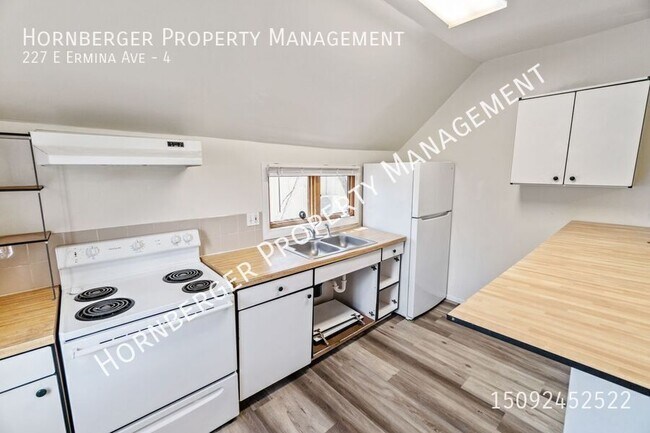 Foto del edificio - 227 E Ermina Ave