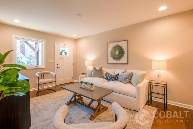 Building Photo - 258 Forkner Dr