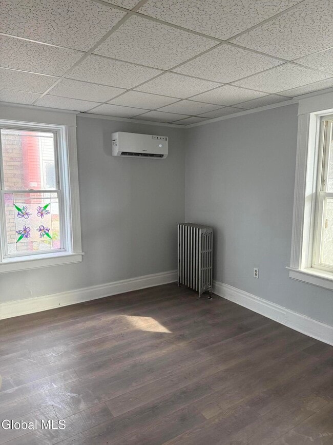 Foto del edificio - 8 Farrell St