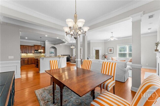 Building Photo - Richmond Hill 3 Bedrooms 2 1/2 Baths with Lagoon View, Screened Porch and Amenities