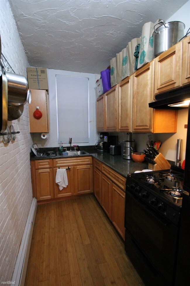 Building Photo - 4 Egremont Rd