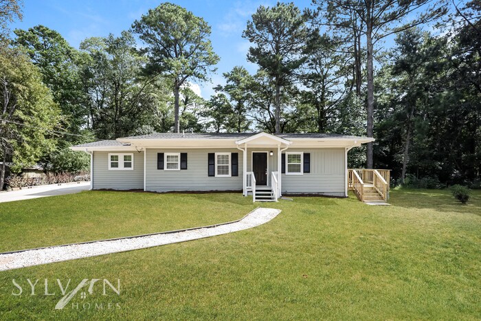 Primary Photo - Live the good life in this sweet 3BR, 2BA ...