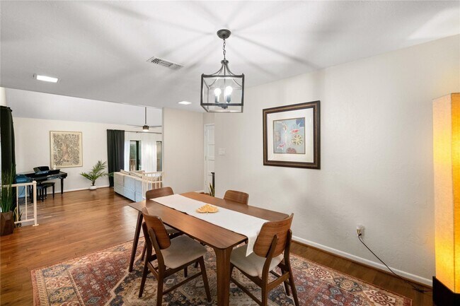 Foto del edificio - 367 Westview Ln