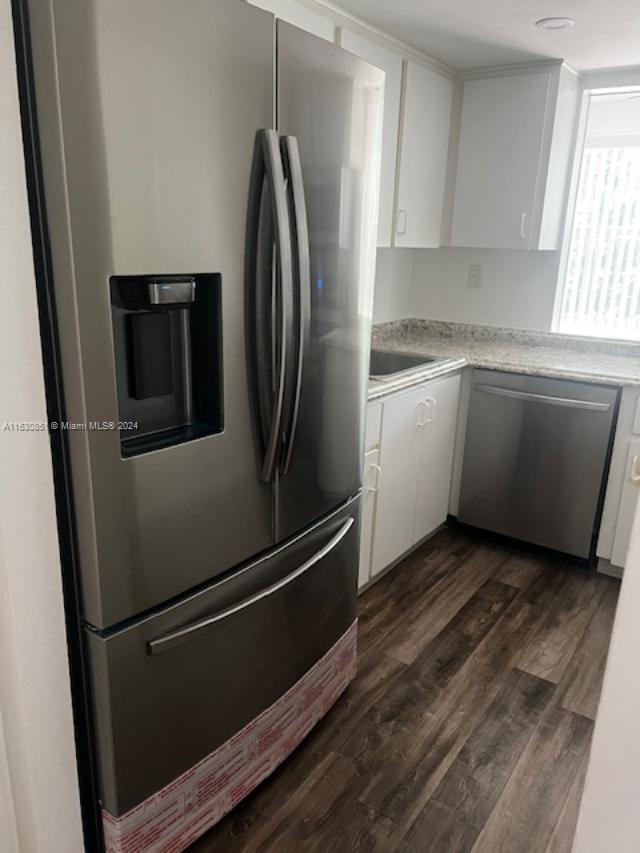 Foto del edificio - 17570 Atlantic Blvd