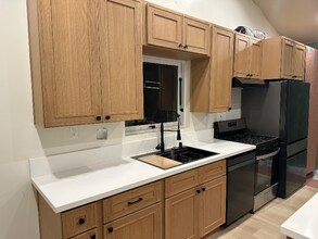 Building Photo - 1410 Central Ave