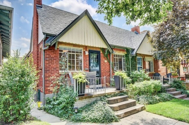 Gorgeous duplex near Cherry Creek! - Gorgeous duplex near Cherry Creek! House