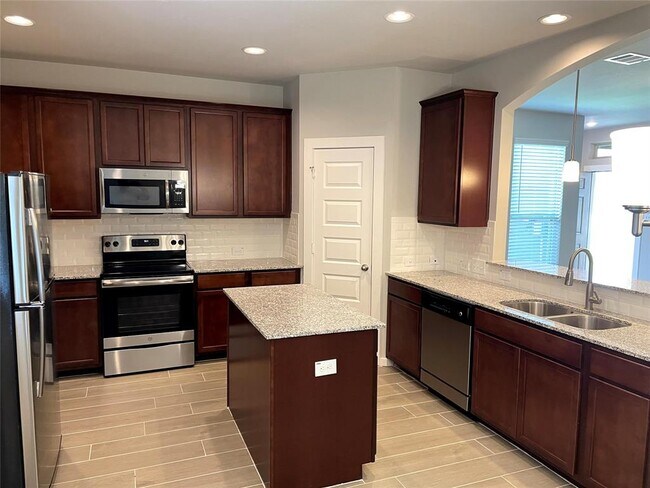 Building Photo - 101 Wickersham