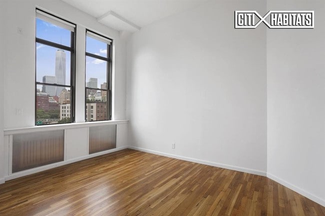 Building Photo - 80 Varick St