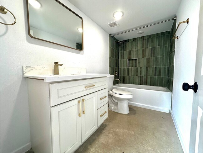 Foto del edificio - 808 Oakhurst St