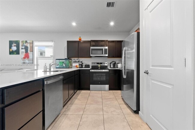 Foto del edificio - 610 NW 11th St