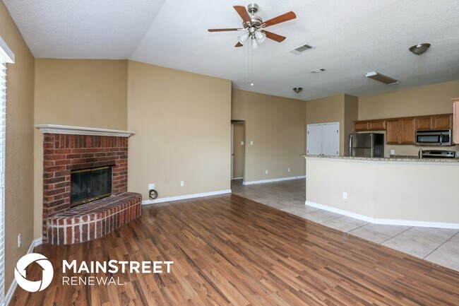 Foto del edificio - 532 Denise St