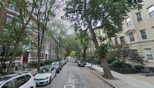 Foto del edificio - 32 Queensberry St