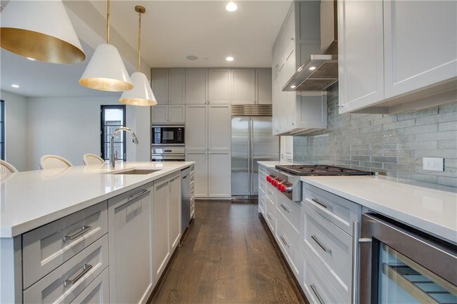 Foto del edificio - 4502 Abbott Ave