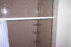 ducha amplia - 6923 Holiday Rd N