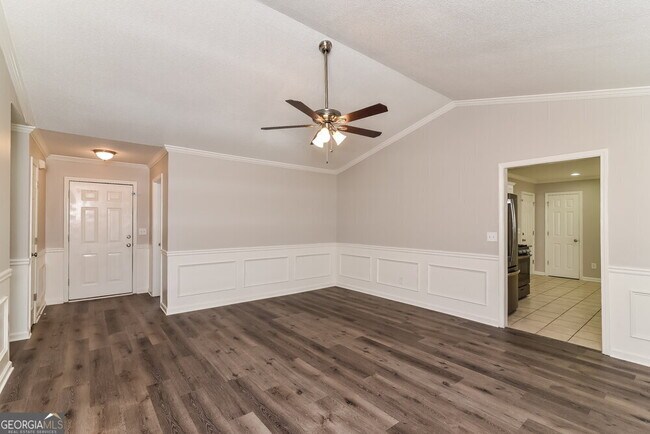 Foto del edificio - 422 Shoal Cir