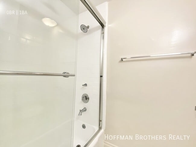 Building Photo - 1134 N Ogden Dr